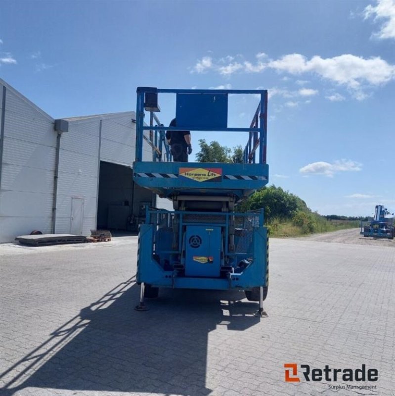 Scherenarbeitsbühne του τύπου Genie GS-5390, Gebrauchtmaschine σε Rødovre (Φωτογραφία 3)