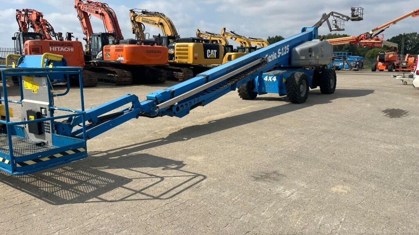 Scherenarbeitsbühne typu Genie S-125 40 m bomlift, Gebrauchtmaschine v Rødovre (Obrázek 1)