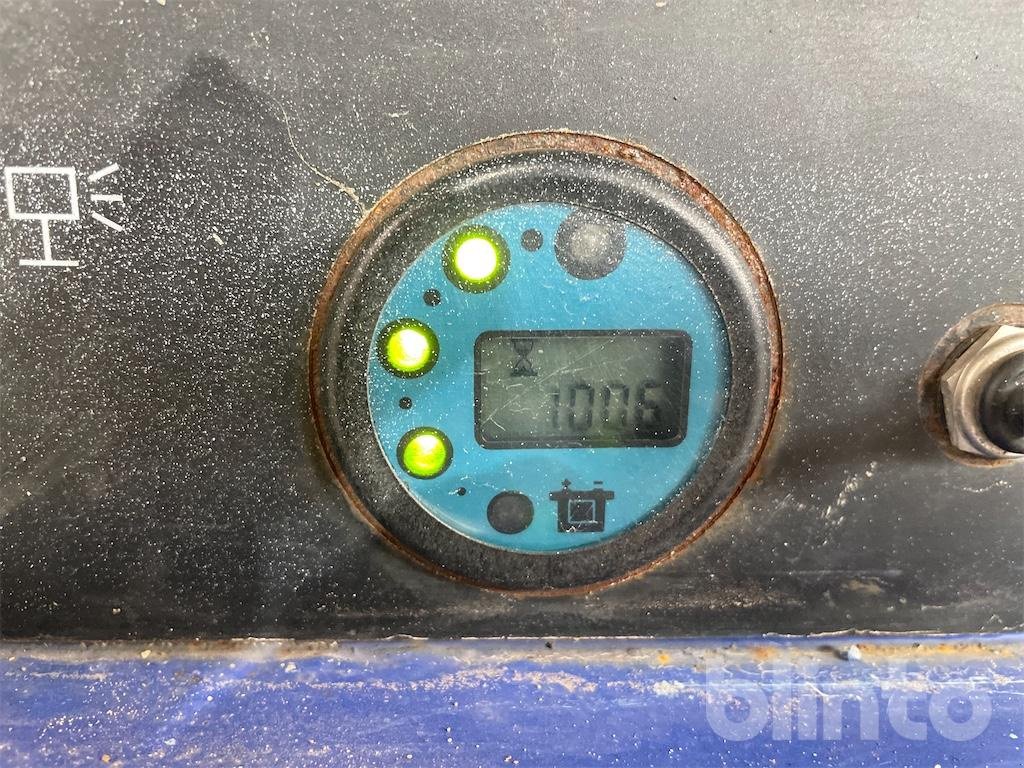 Scherenarbeitsbühne a típus Haulotte Compact 10, Gebrauchtmaschine ekkor: Düsseldorf (Kép 6)