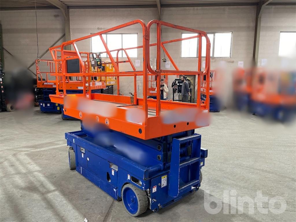Scherenarbeitsbühne a típus Haulotte Compact 10, Gebrauchtmaschine ekkor: Düsseldorf (Kép 8)