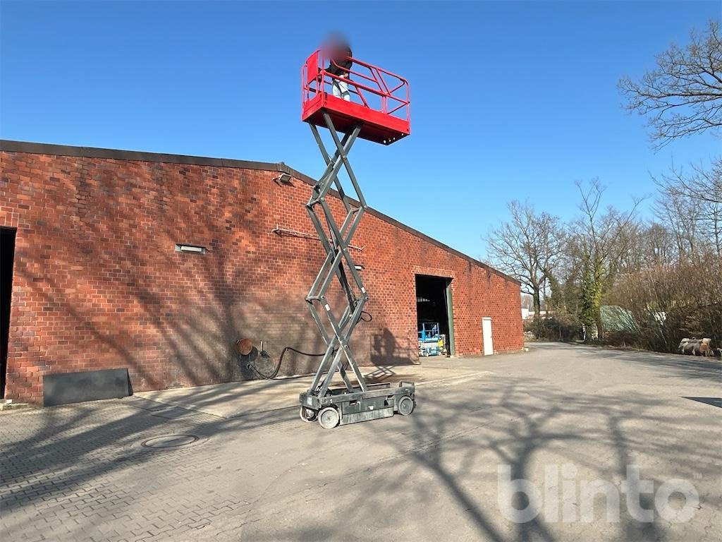 Scherenarbeitsbühne typu Haulotte Compact 8, Gebrauchtmaschine v Düsseldorf (Obrázek 2)