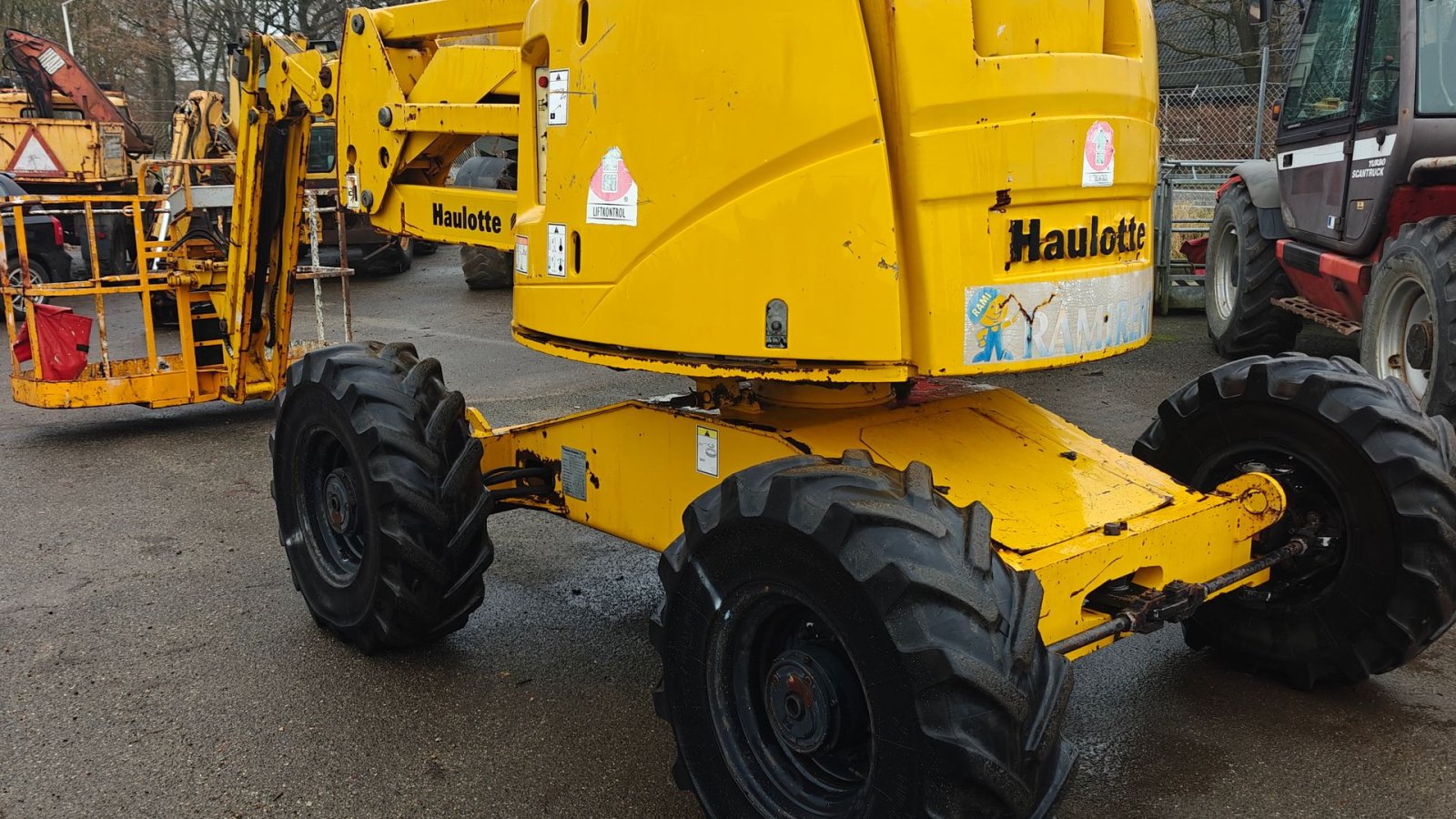 Scherenarbeitsbühne tip Haulotte ha16px, Gebrauchtmaschine in Vejen (Poză 3)