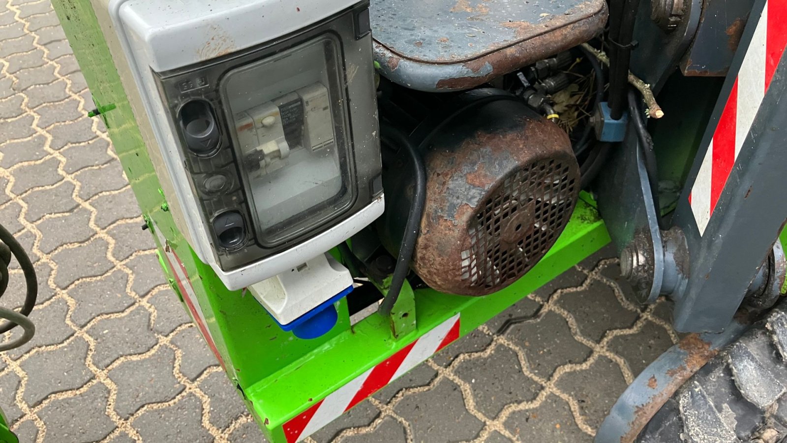 Scherenarbeitsbühne van het type Hinowa GOLD 14.70 Hinowa Gold 14.70, Gebrauchtmaschine in Horsens (Foto 6)