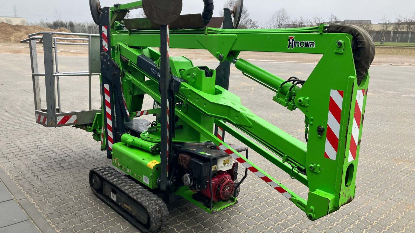 Scherenarbeitsbühne van het type Hinowa GOLD 14.70 Hinowa Gold 14.70, Gebrauchtmaschine in Horsens (Foto 2)