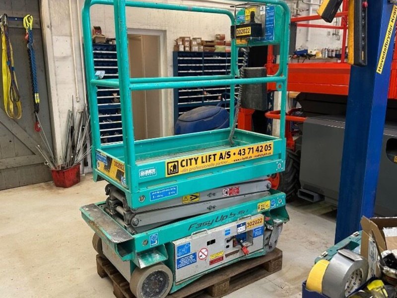 Scherenarbeitsbühne типа Iteco Easy up15, Gebrauchtmaschine в Rødovre (Фотография 1)