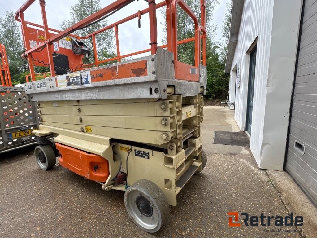 Scherenarbeitsbühne του τύπου JLG 3246ES 12m. Saxelift, Gebrauchtmaschine σε Rødovre (Φωτογραφία 4)