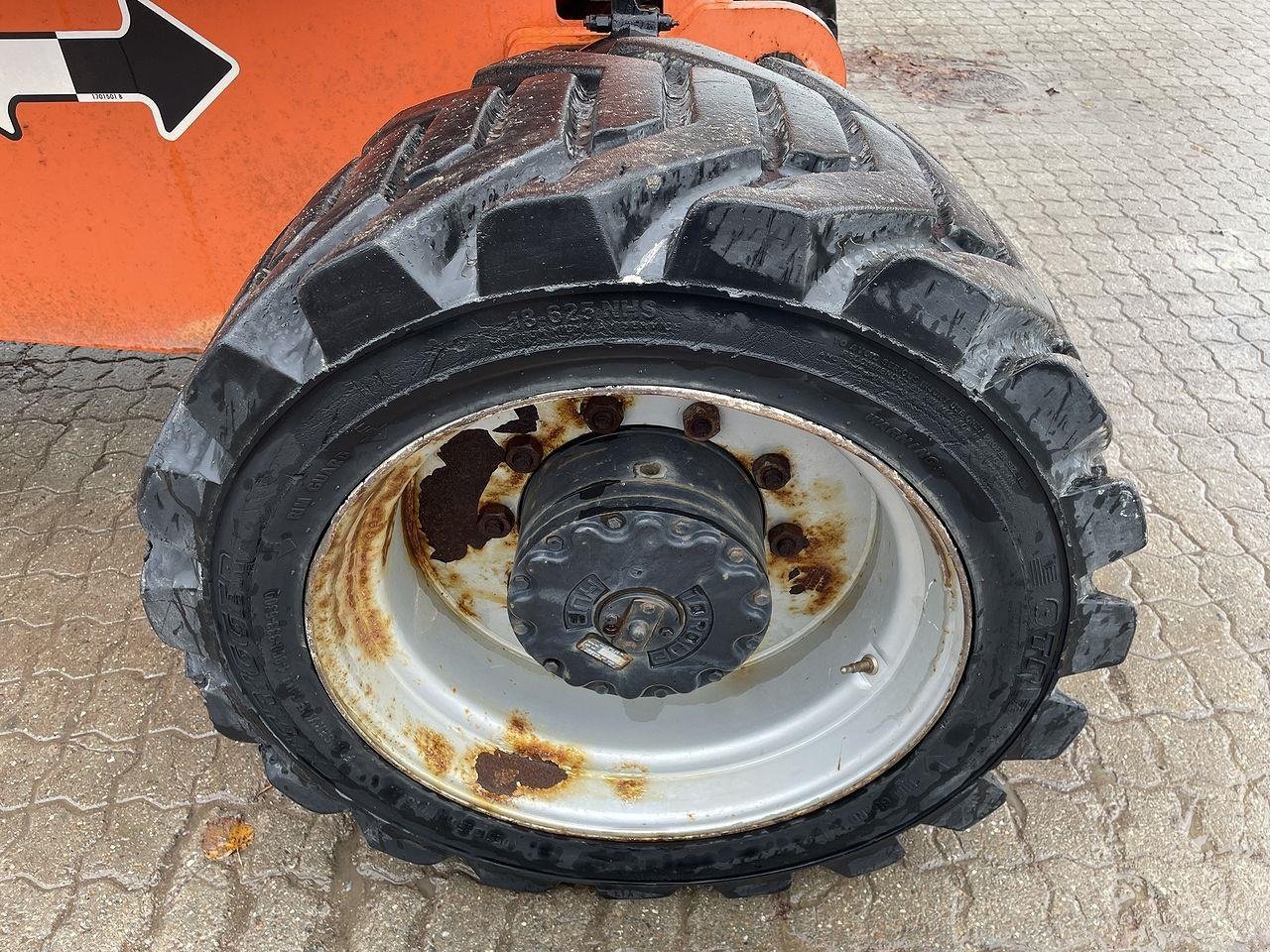 Scherenarbeitsbühne του τύπου JLG 800AJ, Gebrauchtmaschine σε Skive (Φωτογραφία 7)