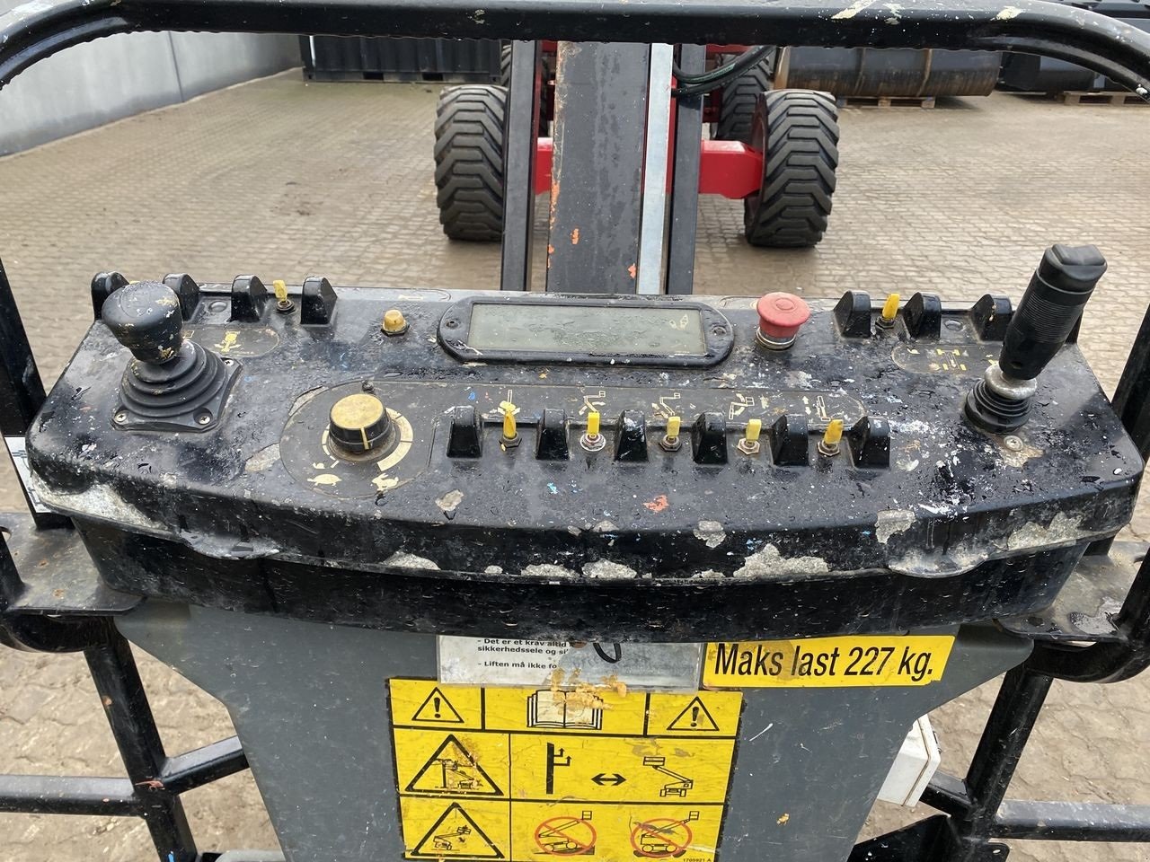 Scherenarbeitsbühne Türe ait JLG 800AJ, Gebrauchtmaschine içinde Skive (resim 3)