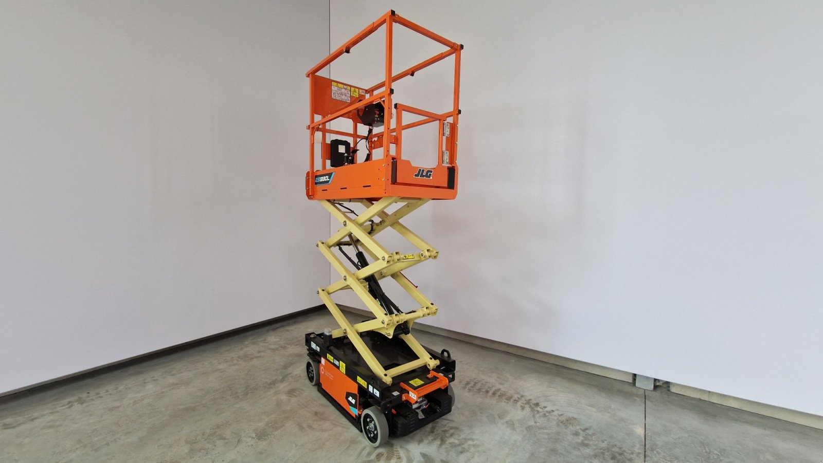 Scherenarbeitsbühne του τύπου JLG ES1330L, Neumaschine σε Bad Rothenfelde (Φωτογραφία 3)