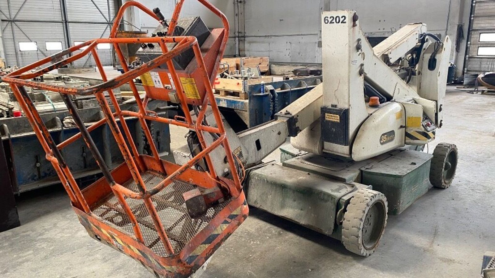 Scherenarbeitsbühne des Typs JLG N35E, Gebrauchtmaschine in Rødovre (Bild 1)