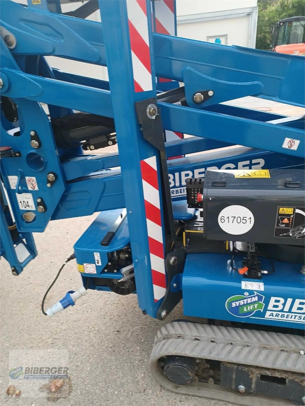 Scherenarbeitsbühne Türe ait JLG X17J+, Gebrauchtmaschine içinde Schierling (resim 5)