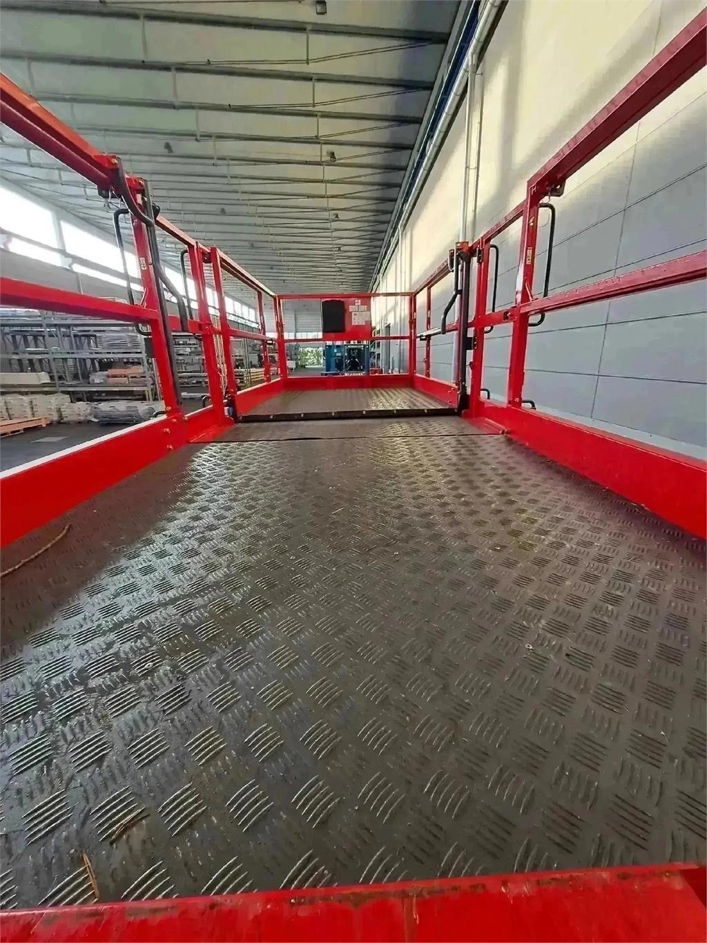 Scherenarbeitsbühne del tipo Magni ES1823RT, Gebrauchtmaschine en Schierling (Imagen 7)