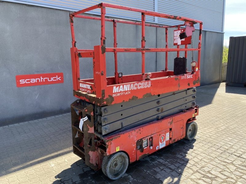 Scherenarbeitsbühne za tip Manitou 100SEC, Gebrauchtmaschine u Skive