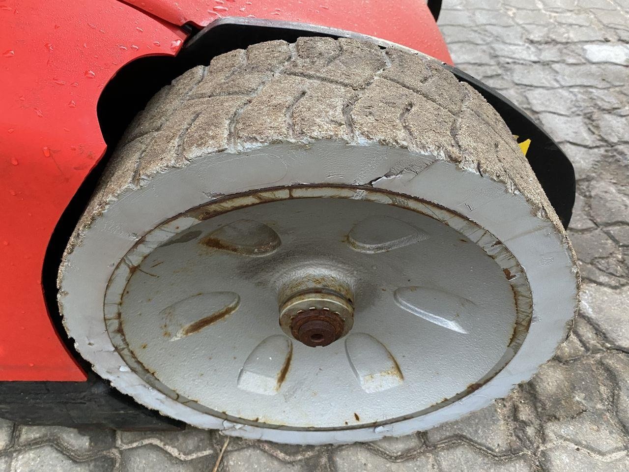 Scherenarbeitsbühne del tipo Manitou 100VJR, Gebrauchtmaschine en Skive (Imagen 7)