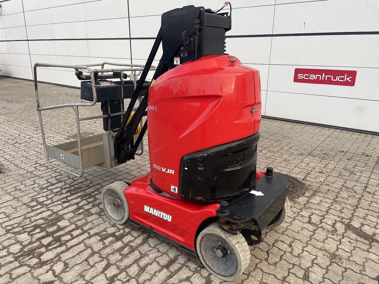 Scherenarbeitsbühne του τύπου Manitou 100VJR, Gebrauchtmaschine σε Skive (Φωτογραφία 2)