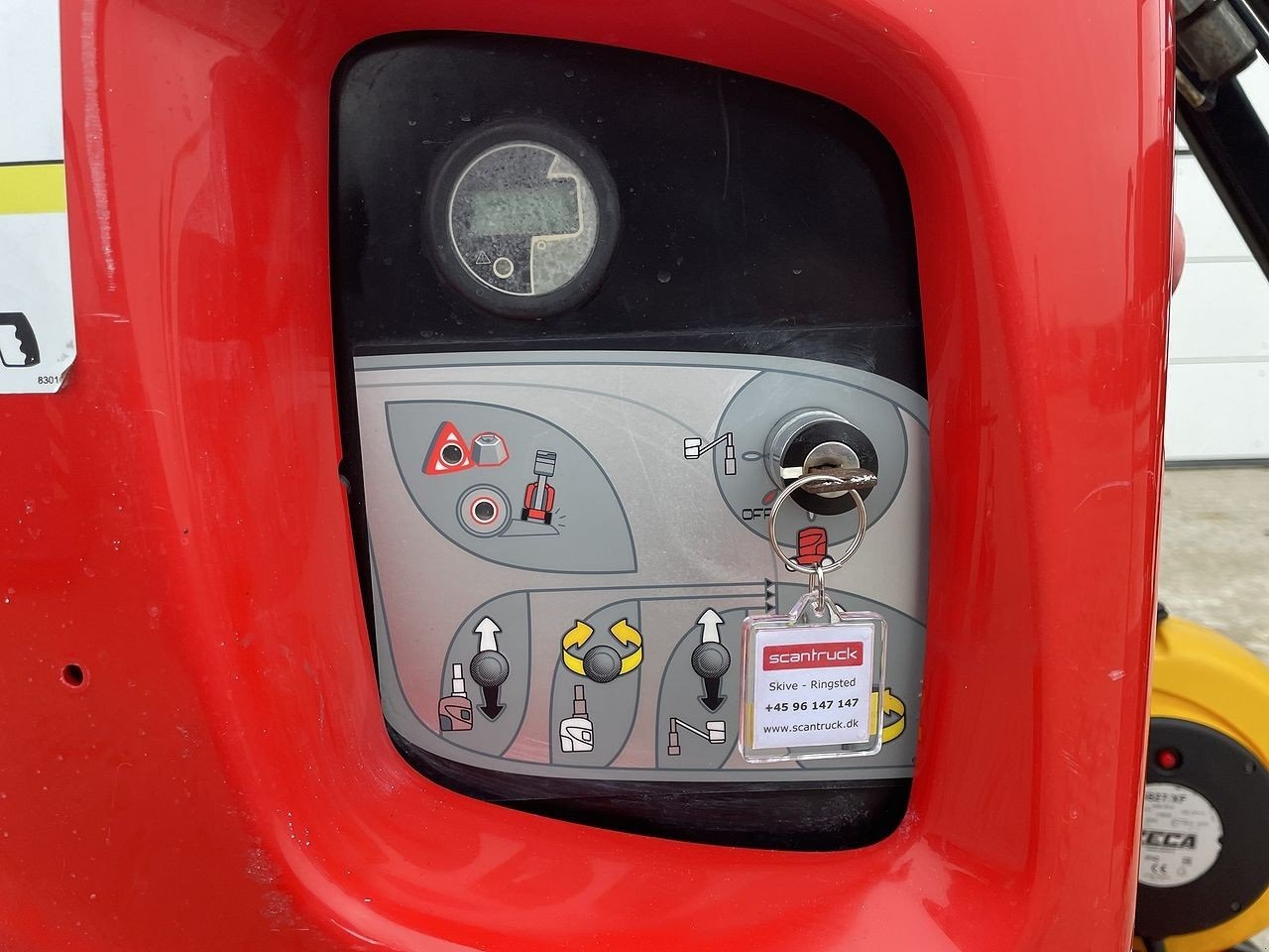 Scherenarbeitsbühne del tipo Manitou 100VJR, Gebrauchtmaschine en Skive (Imagen 10)