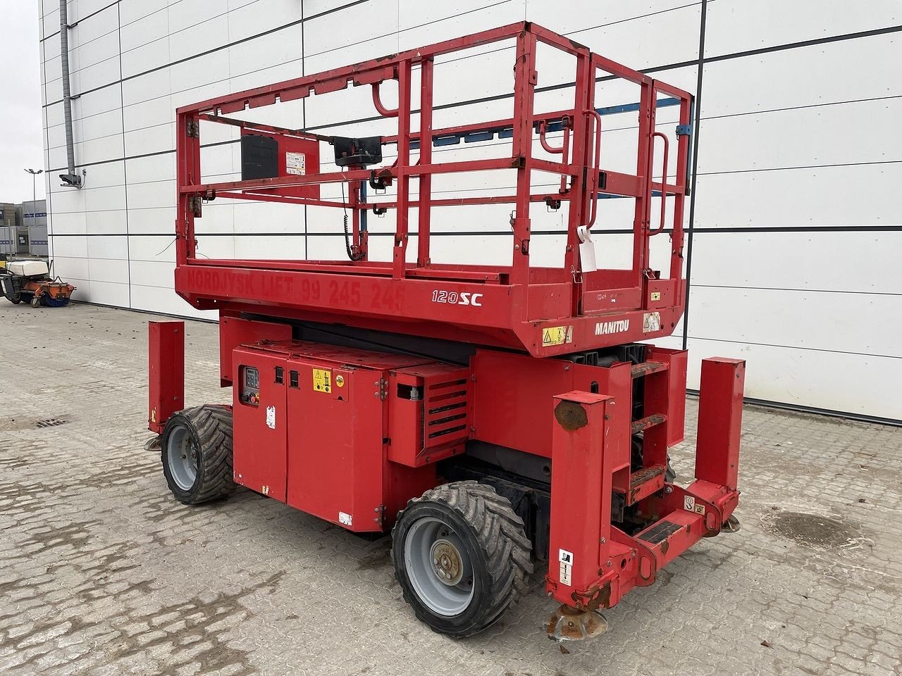 Scherenarbeitsbühne типа Manitou 120SC, Gebrauchtmaschine в Skive (Фотография 2)