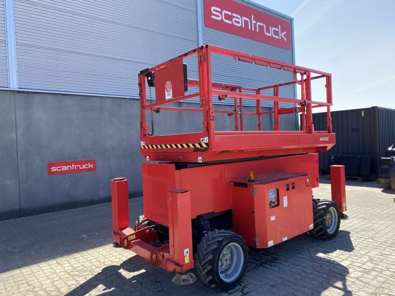 Scherenarbeitsbühne Türe ait Manitou 140SC, Gebrauchtmaschine içinde Skive (resim 1)