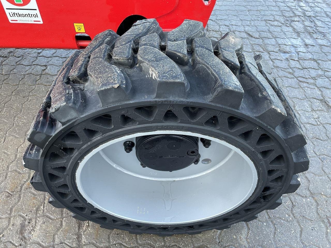 Scherenarbeitsbühne του τύπου Manitou 160ATJ RC, Gebrauchtmaschine σε Skive (Φωτογραφία 8)