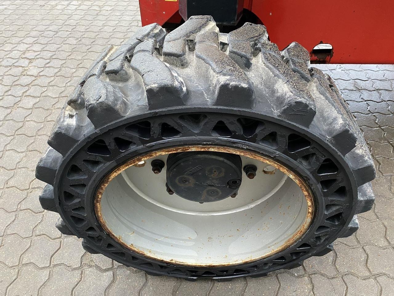 Scherenarbeitsbühne des Typs Manitou 160ATJ RC, Gebrauchtmaschine in Skive (Bild 8)