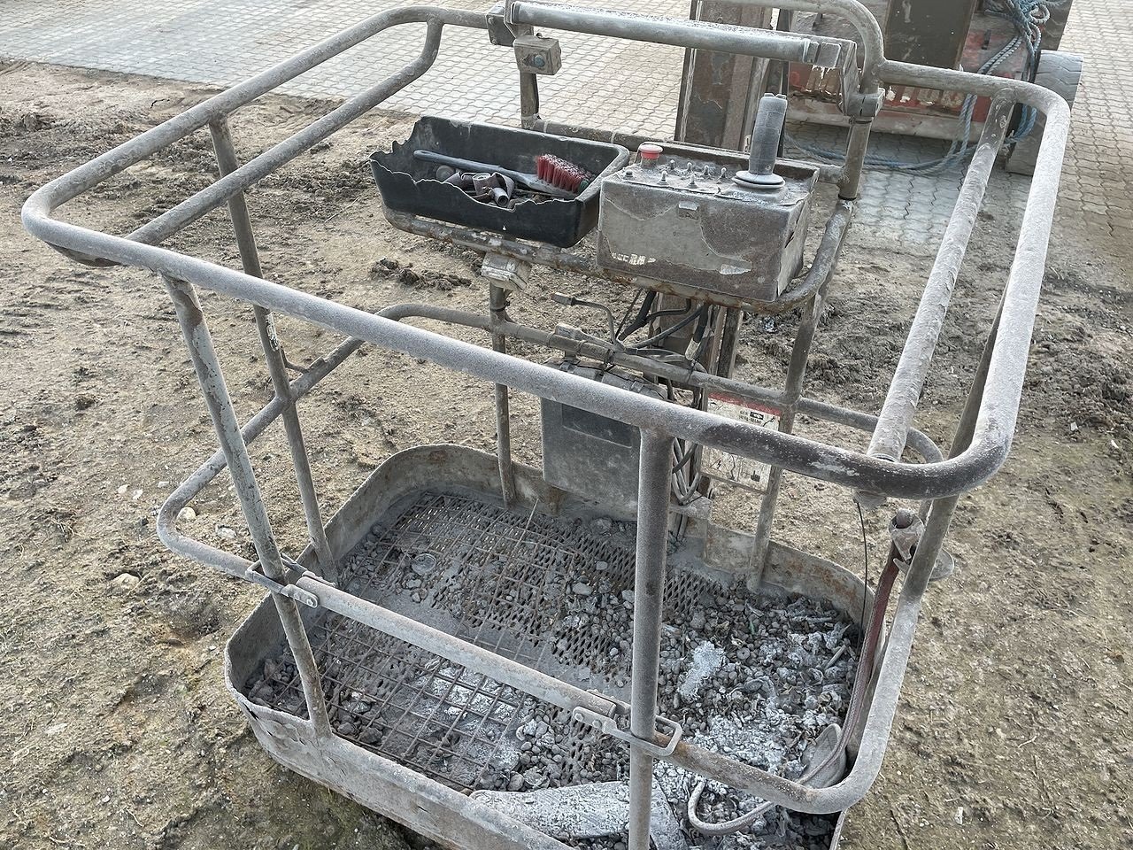 Scherenarbeitsbühne типа Manitou 170AETJ-L, Gebrauchtmaschine в Skive (Фотография 9)