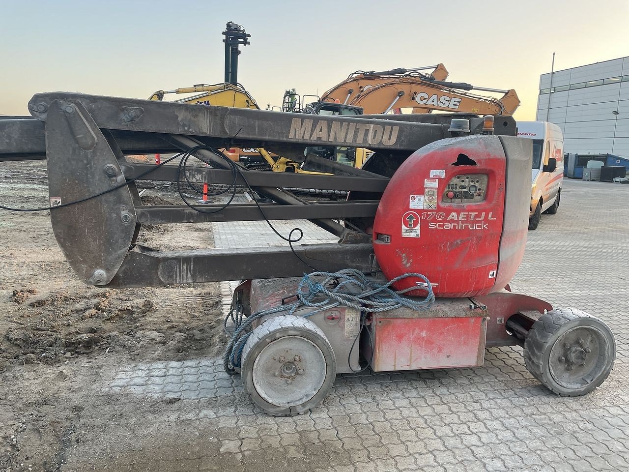 Scherenarbeitsbühne типа Manitou 170AETJ-L, Gebrauchtmaschine в Skive (Фотография 2)