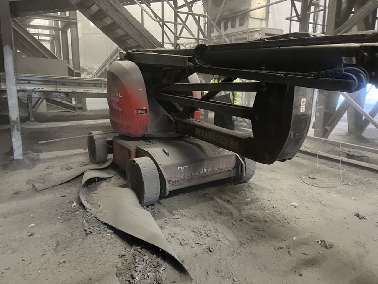 Scherenarbeitsbühne van het type Manitou 170AETJ-L, Gebrauchtmaschine in Skive (Foto 5)