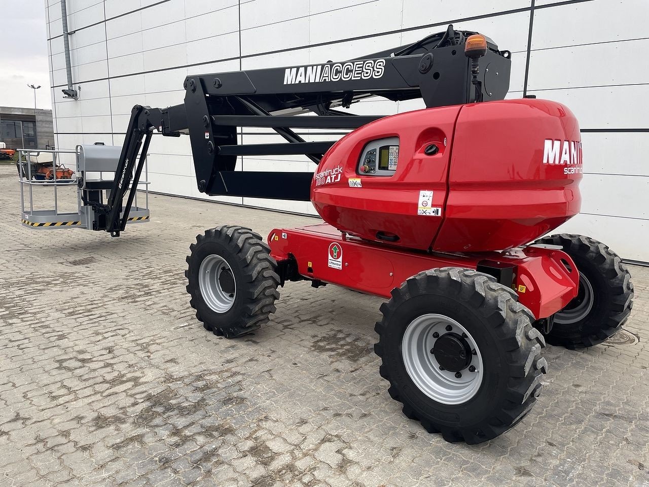 Scherenarbeitsbühne vrste Manitou 180ATJ 2 RC, Gebrauchtmaschine v Skive (Slika 2)