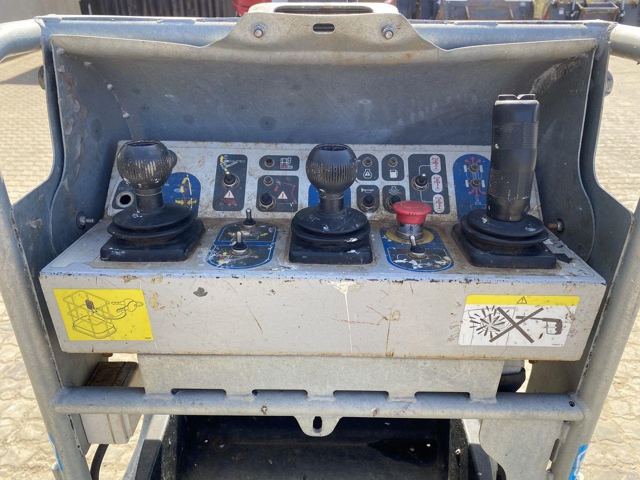 Scherenarbeitsbühne типа Manitou 180ATJ 2 RC, Gebrauchtmaschine в Skive (Фотография 3)