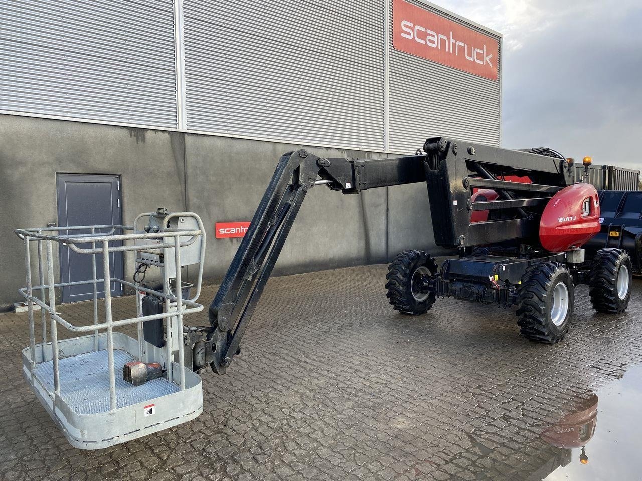 Scherenarbeitsbühne типа Manitou 180ATJ 2 RC, Gebrauchtmaschine в Skive (Фотография 1)