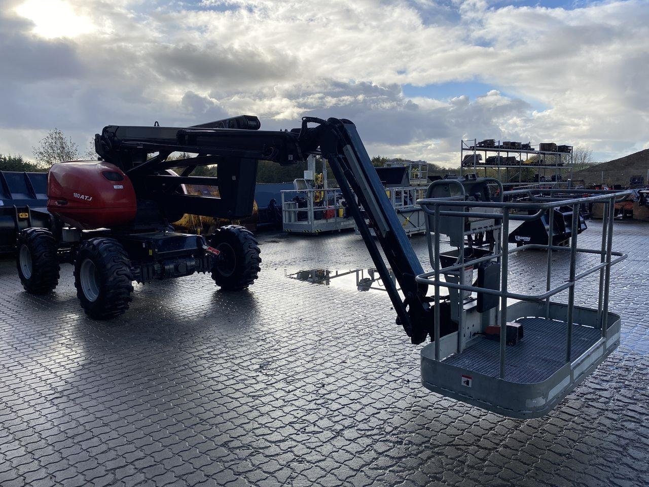 Scherenarbeitsbühne типа Manitou 180ATJ 2 RC, Gebrauchtmaschine в Skive (Фотография 5)