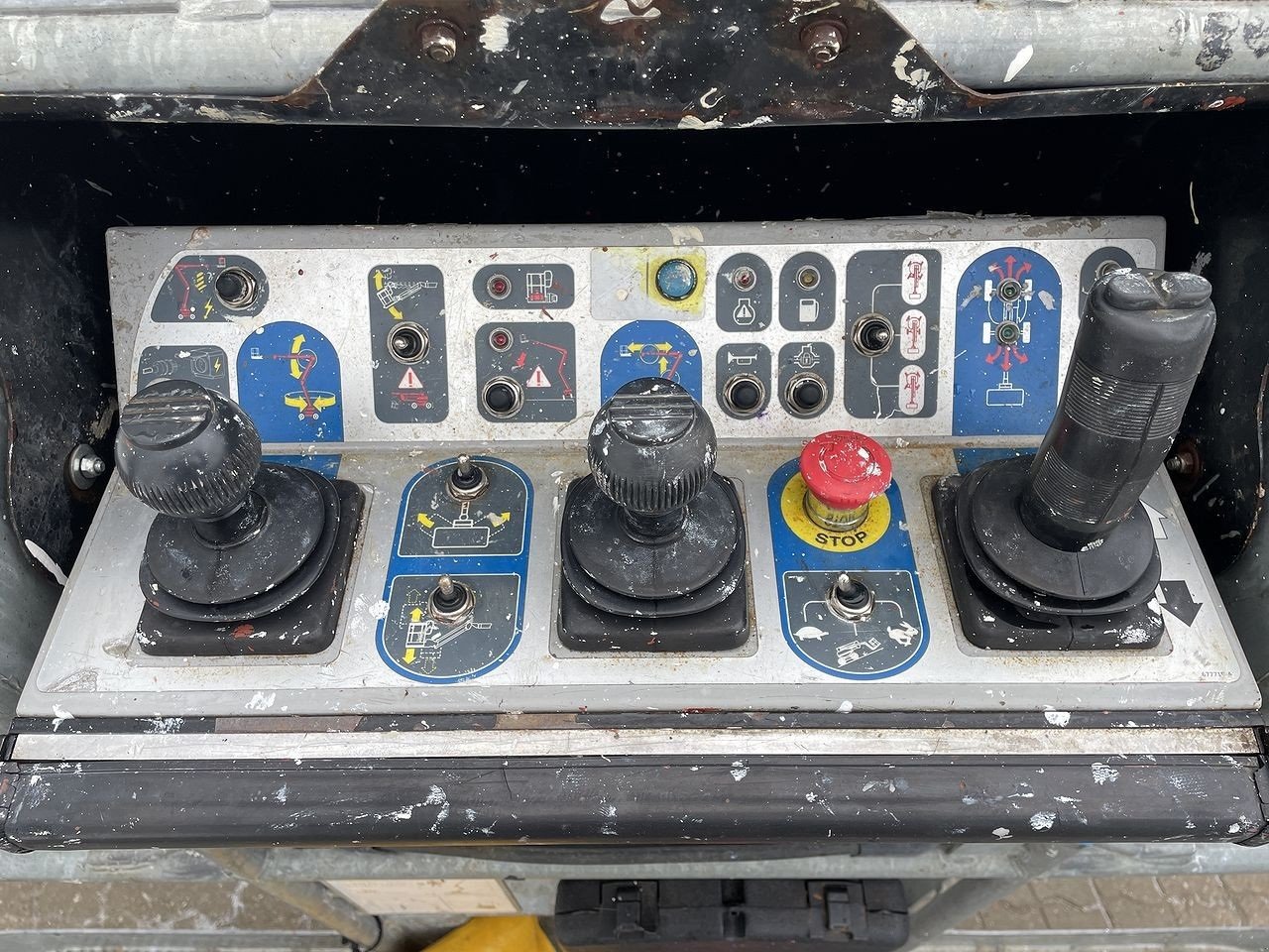 Scherenarbeitsbühne del tipo Manitou 180ATJ 2 RC, Gebrauchtmaschine en Skive (Imagen 3)