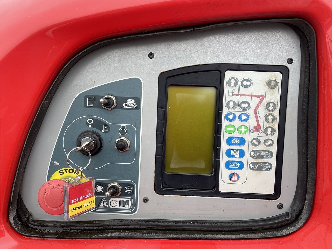 Scherenarbeitsbühne del tipo Manitou 180ATJ 2 RC, Gebrauchtmaschine en Skive (Imagen 10)