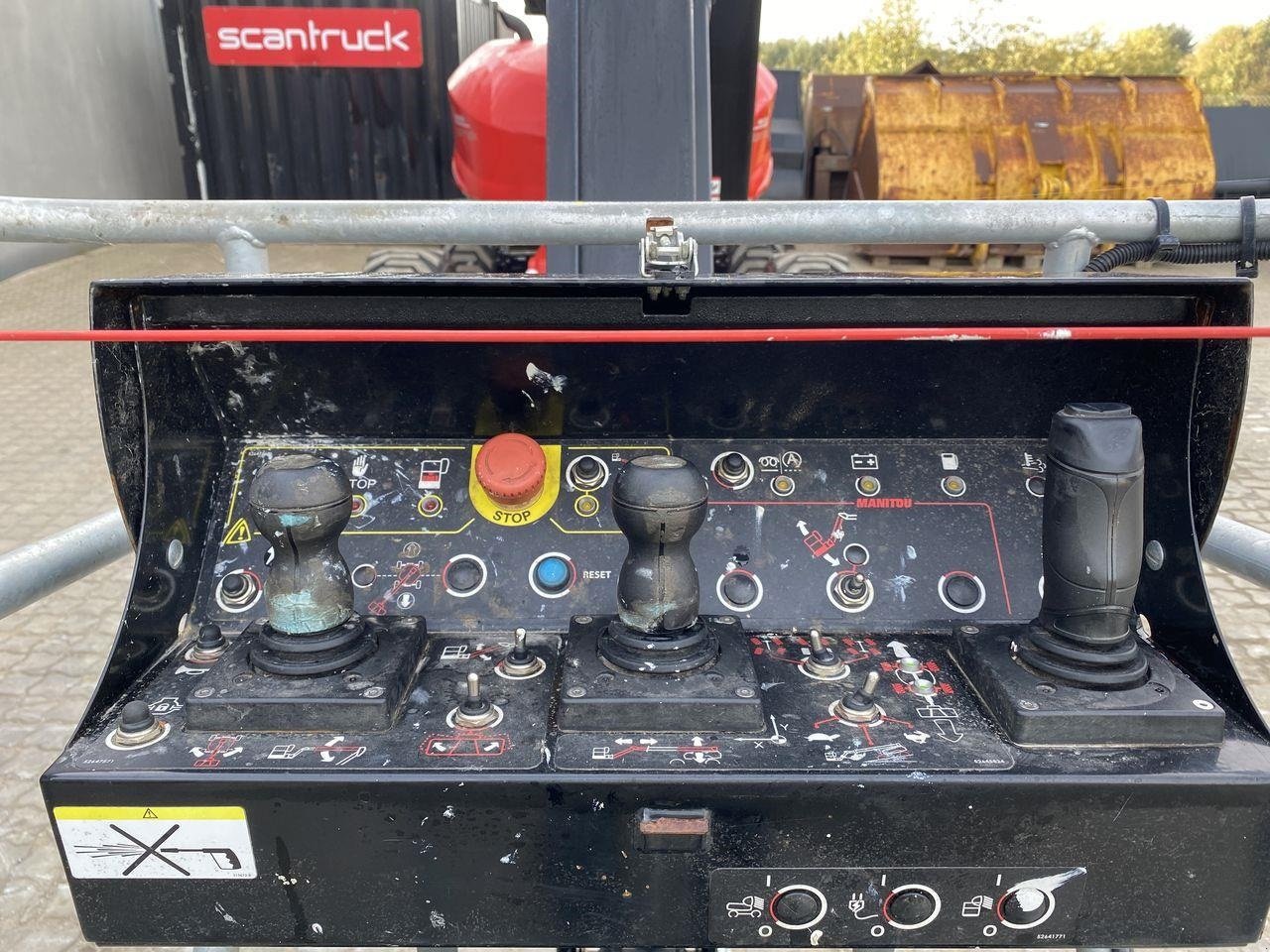 Scherenarbeitsbühne typu Manitou 180ATJ RC 4RD ST5, Gebrauchtmaschine v Skive (Obrázek 3)