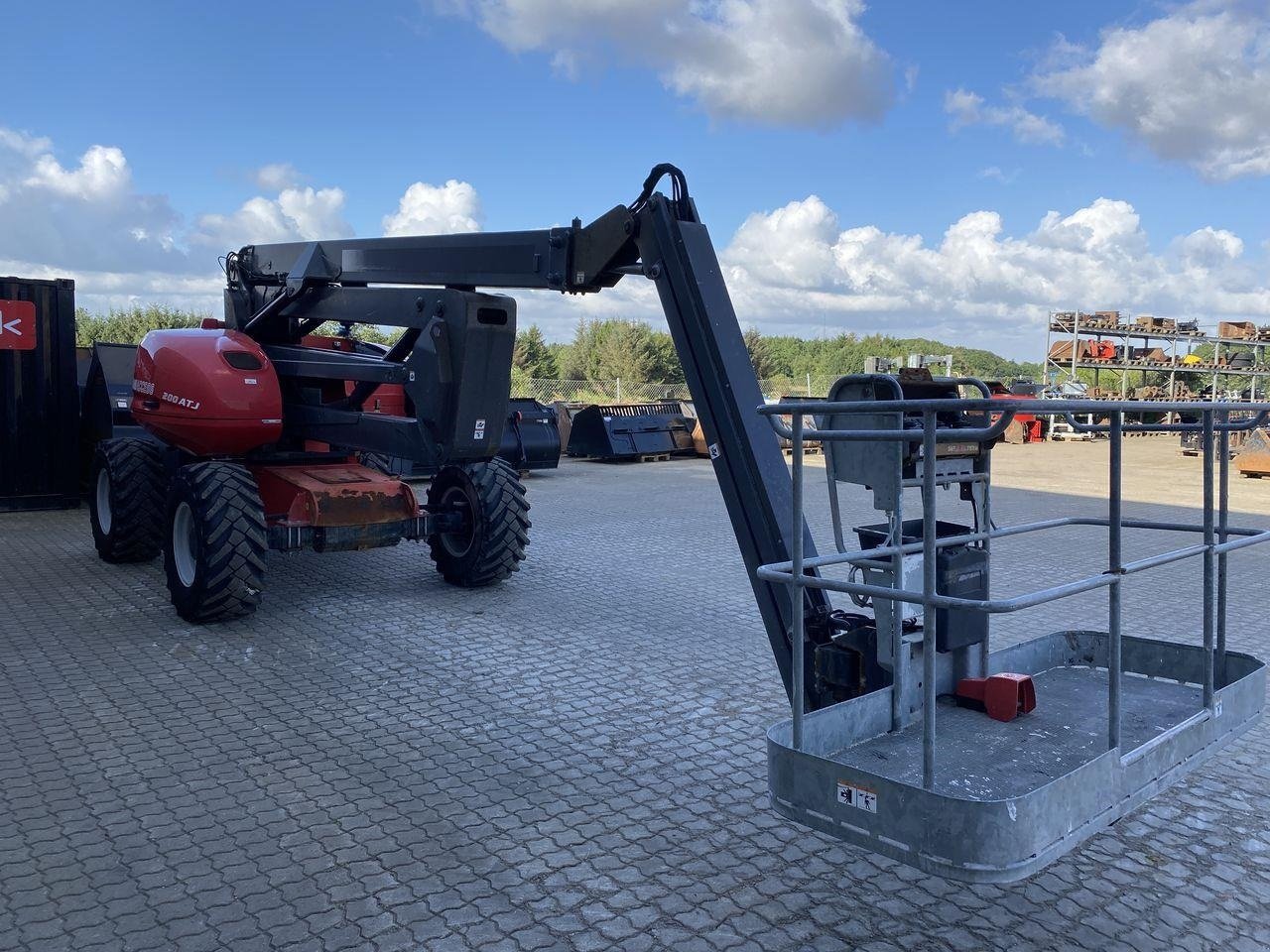 Scherenarbeitsbühne типа Manitou 200ATJ RC, Gebrauchtmaschine в Skive (Фотография 5)