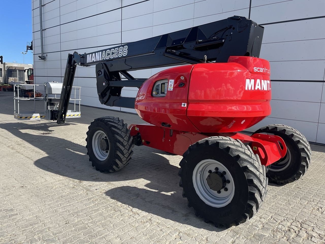 Scherenarbeitsbühne vrste Manitou 200ATJ RC, Gebrauchtmaschine v Skive (Slika 2)