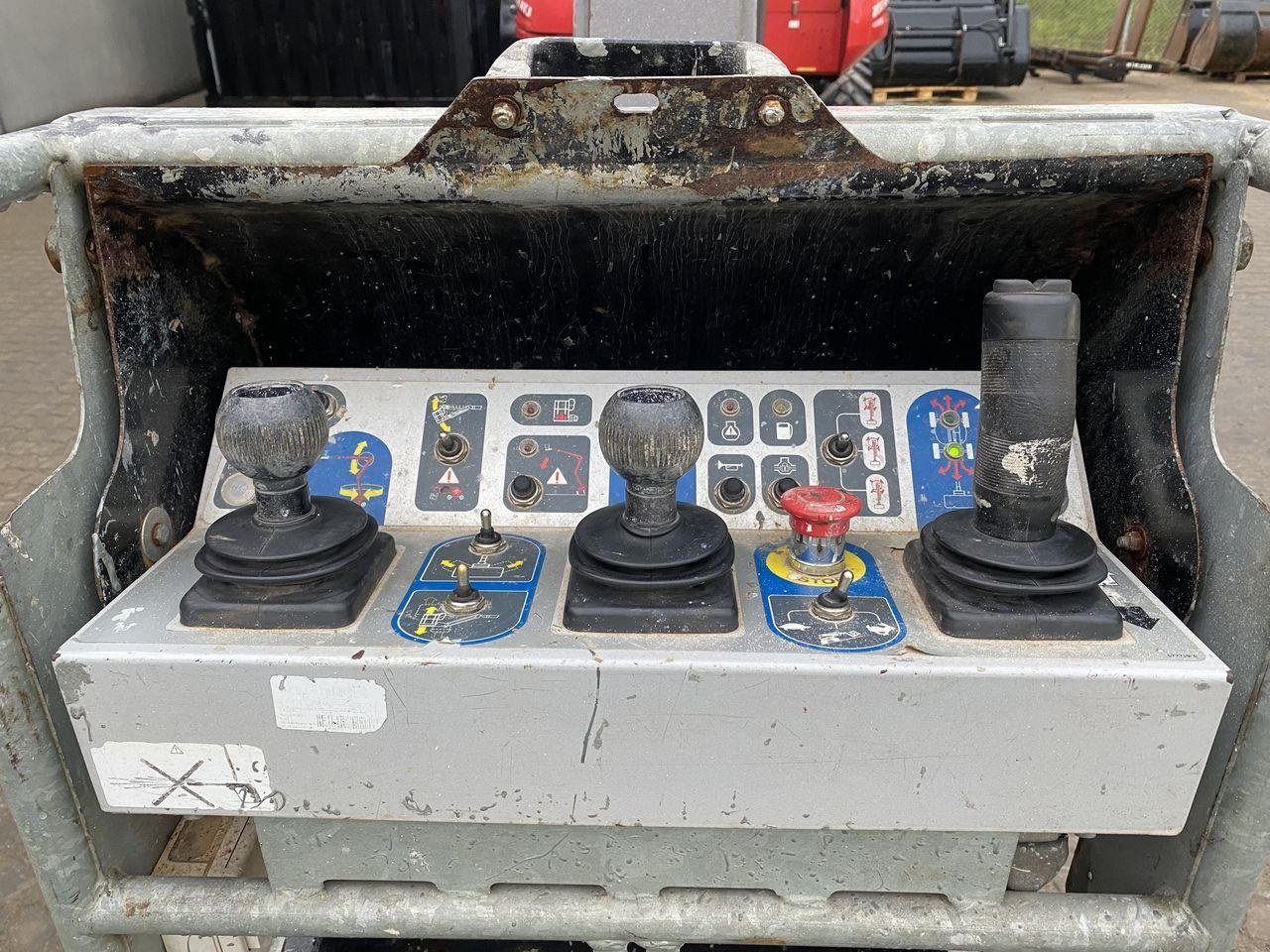 Scherenarbeitsbühne типа Manitou 200ATJ RC, Gebrauchtmaschine в Skive (Фотография 3)