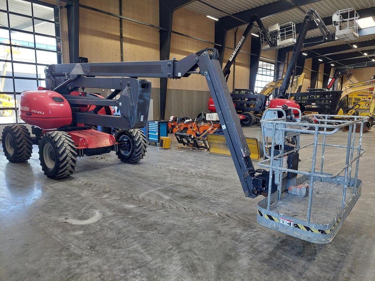 Scherenarbeitsbühne des Typs Manitou 200ATJ RC, Gebrauchtmaschine in Skive (Bild 4)