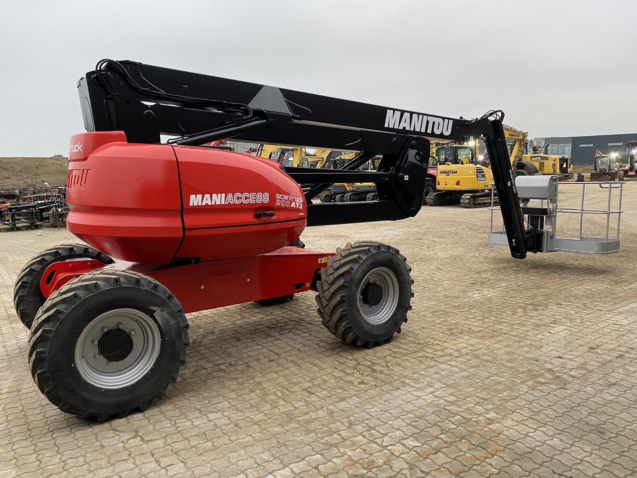 Scherenarbeitsbühne от тип Manitou 200ATJRC, Gebrauchtmaschine в Skive (Снимка 4)