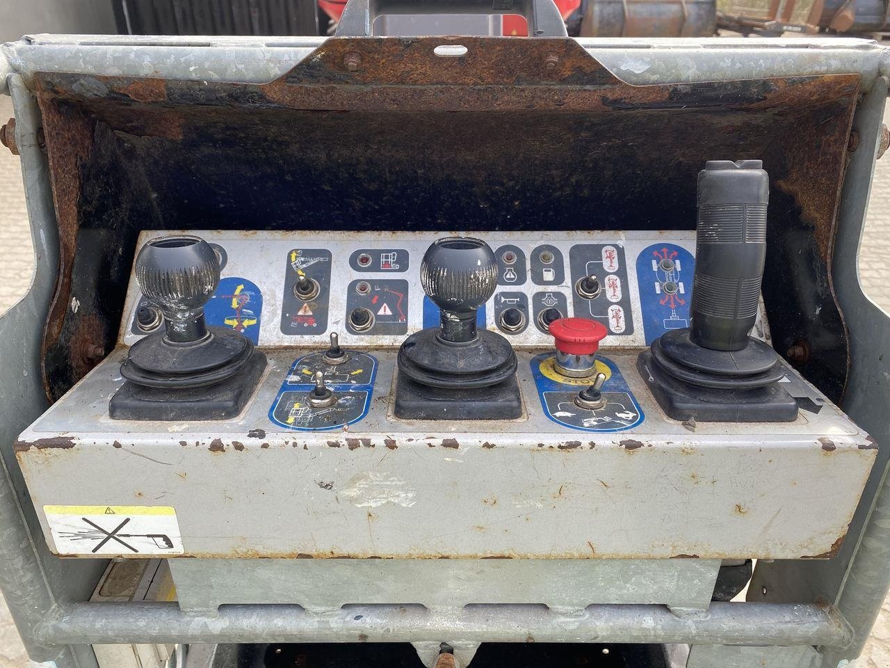 Scherenarbeitsbühne типа Manitou 200ATJRC, Gebrauchtmaschine в Skive (Фотография 3)