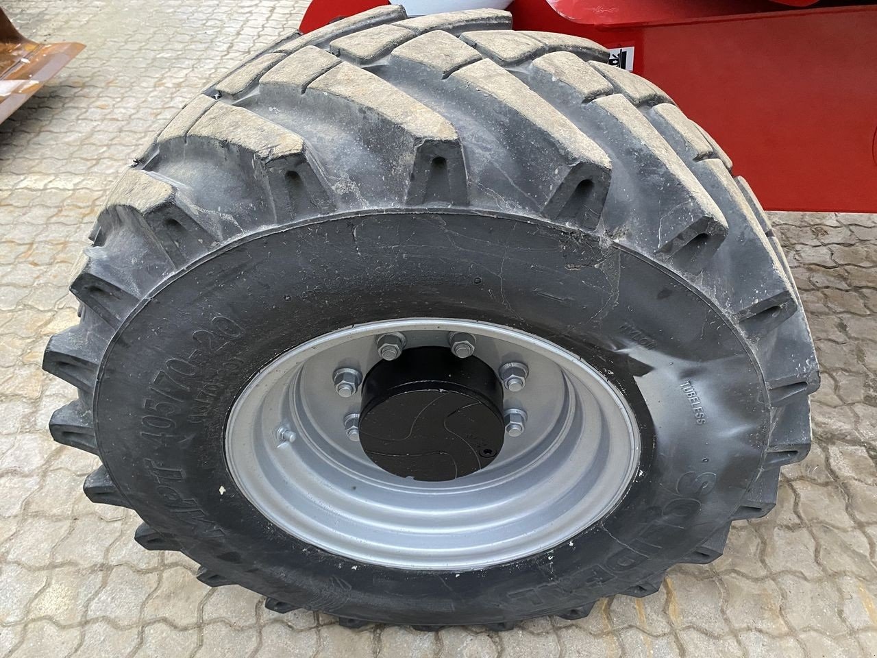 Scherenarbeitsbühne от тип Manitou 200ATJRC, Gebrauchtmaschine в Skive (Снимка 8)