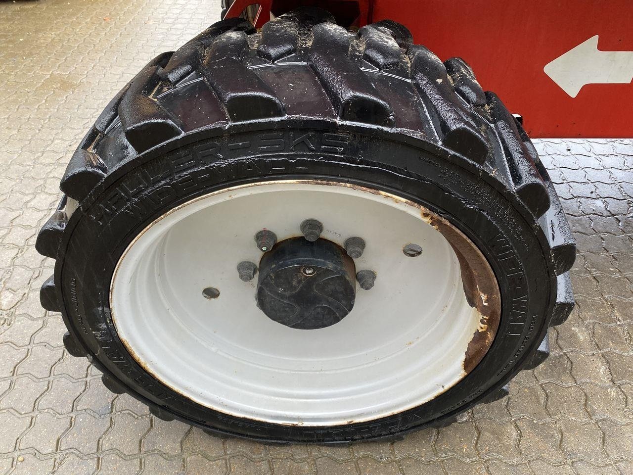 Scherenarbeitsbühne des Typs Manitou 260TJ, Gebrauchtmaschine in Skive (Bild 8)