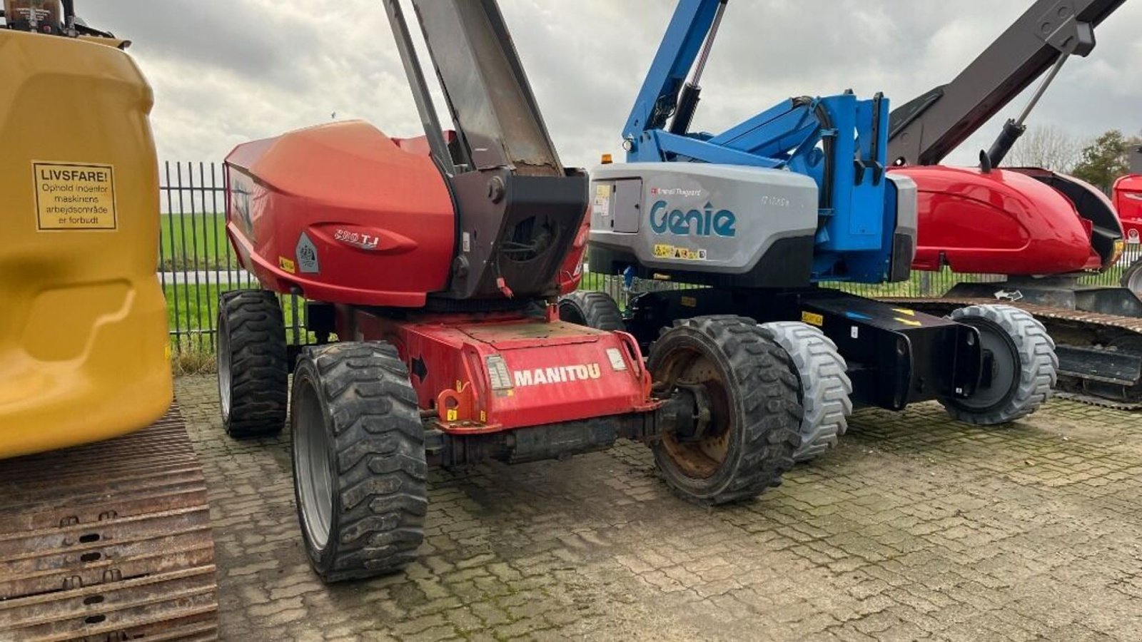 Scherenarbeitsbühne типа Manitou 280 TJ Bomlift 4 WD, Gebrauchtmaschine в Rødovre (Фотография 4)