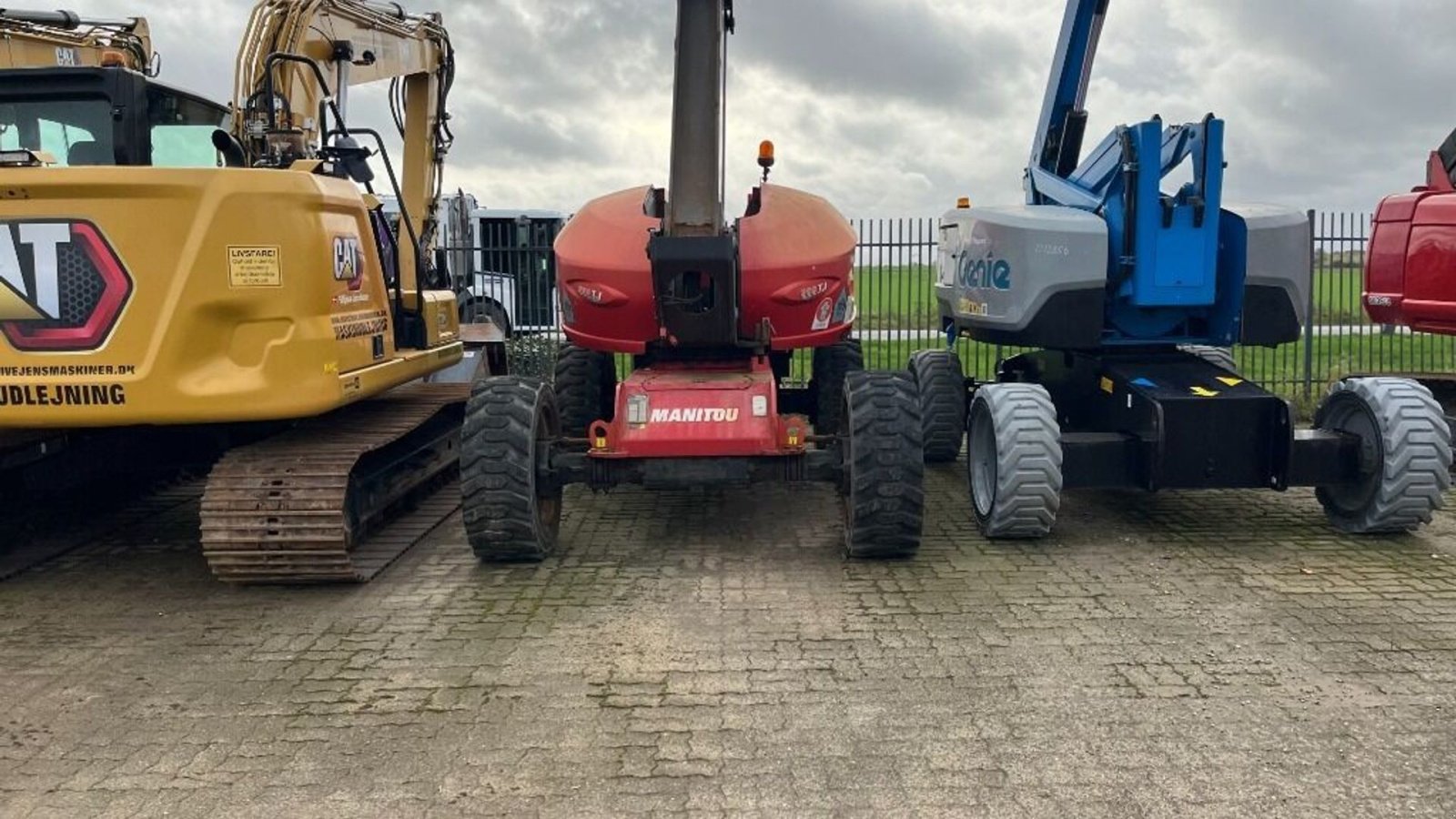 Scherenarbeitsbühne типа Manitou 280 TJ Bomlift 4 WD, Gebrauchtmaschine в Rødovre (Фотография 3)