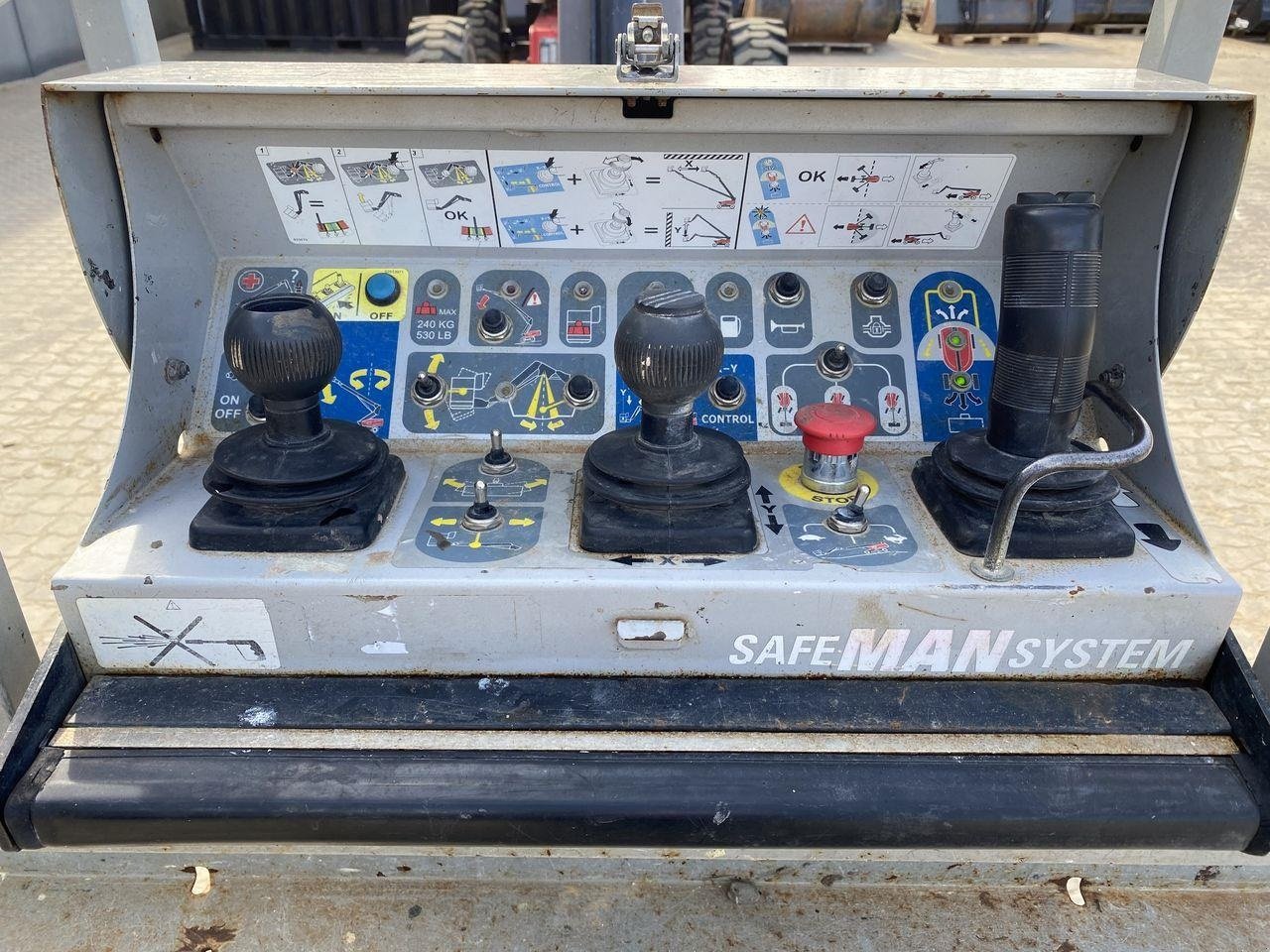 Scherenarbeitsbühne of the type Manitou 280TJ, Gebrauchtmaschine in Skive (Picture 3)