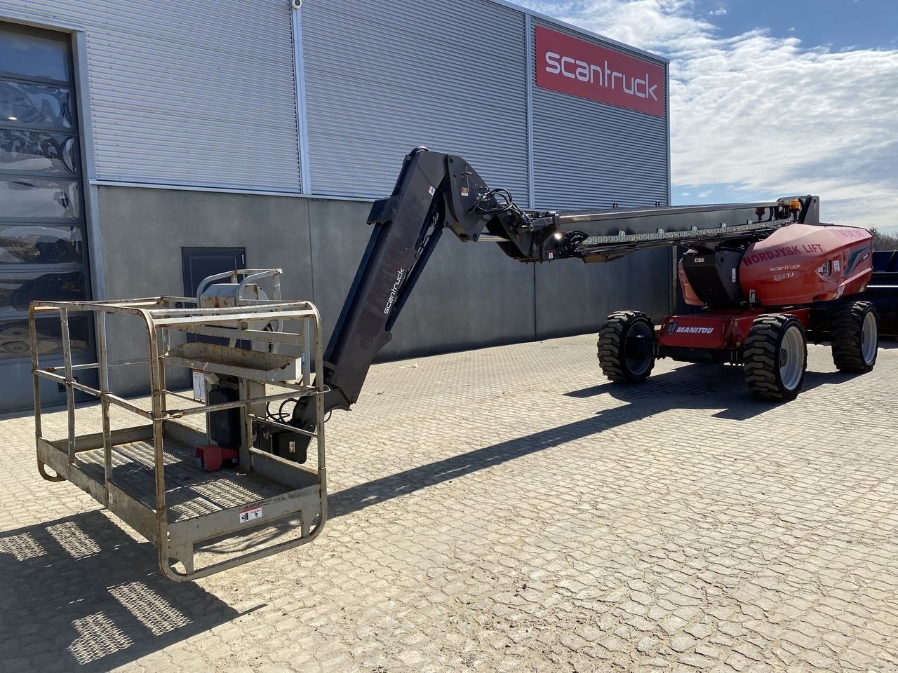 Scherenarbeitsbühne of the type Manitou 280TJ, Gebrauchtmaschine in Skive (Picture 1)