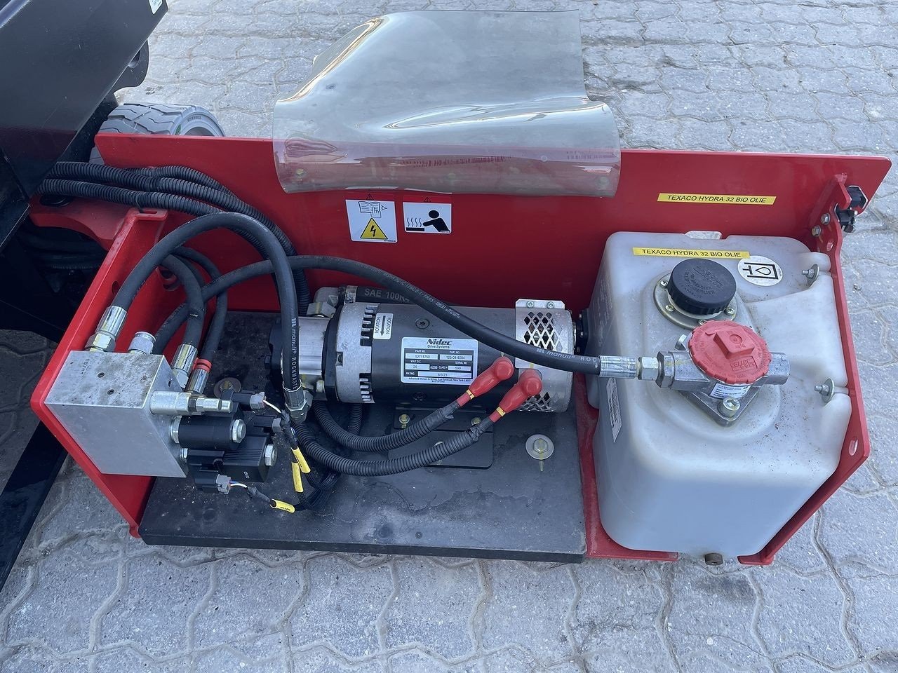 Scherenarbeitsbühne от тип Manitou SE0808, Gebrauchtmaschine в Skive (Снимка 10)