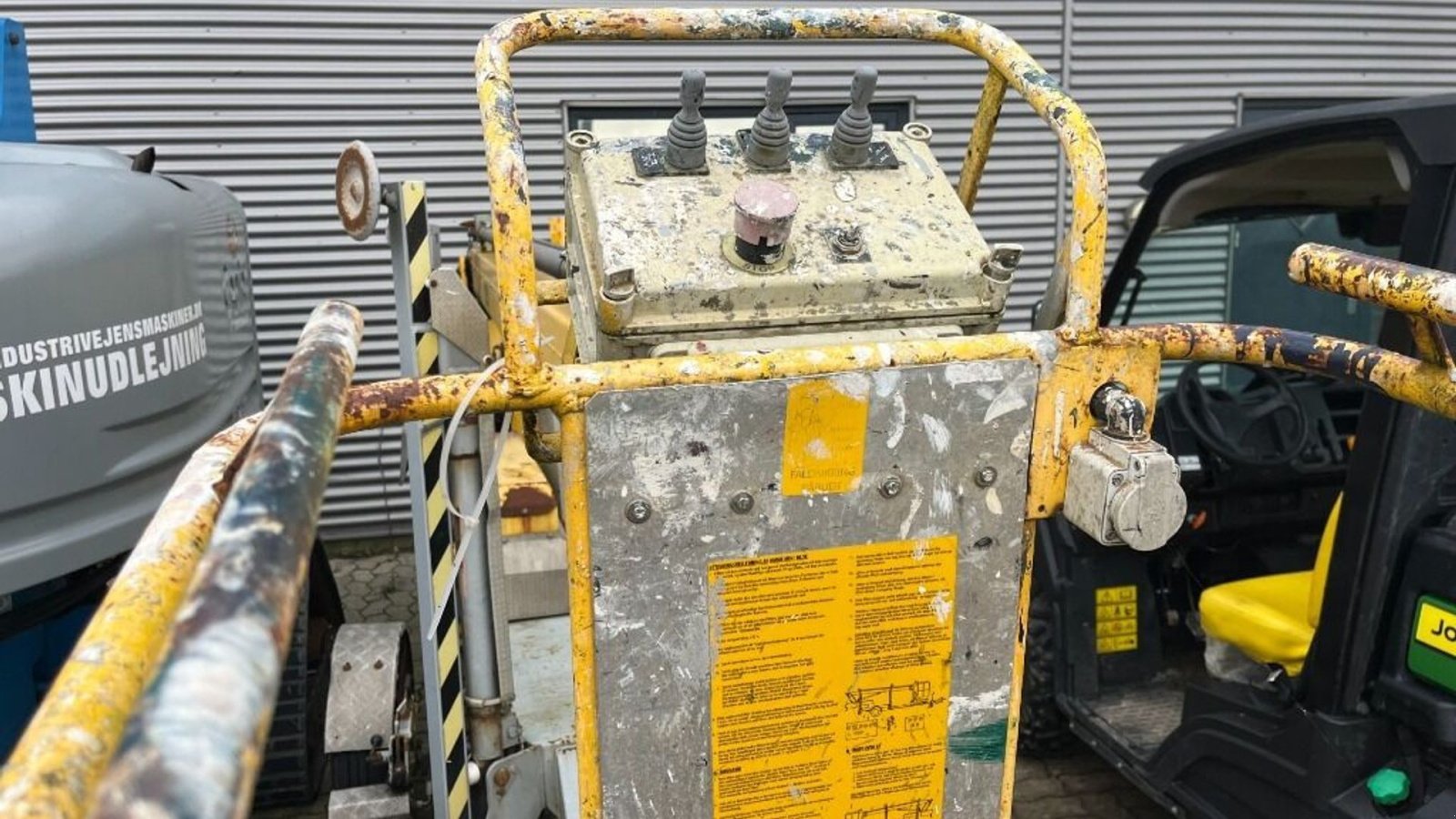 Scherenarbeitsbühne типа Omme 1050 E ZB1 10,50 Meters Trailerlift, Gebrauchtmaschine в Rødovre (Фотография 4)