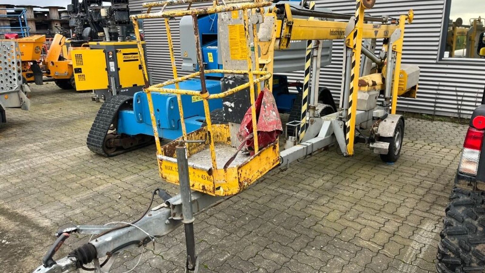 Scherenarbeitsbühne типа Omme 1050 E ZB1 10,50 Meters Trailerlift, Gebrauchtmaschine в Rødovre (Фотография 1)