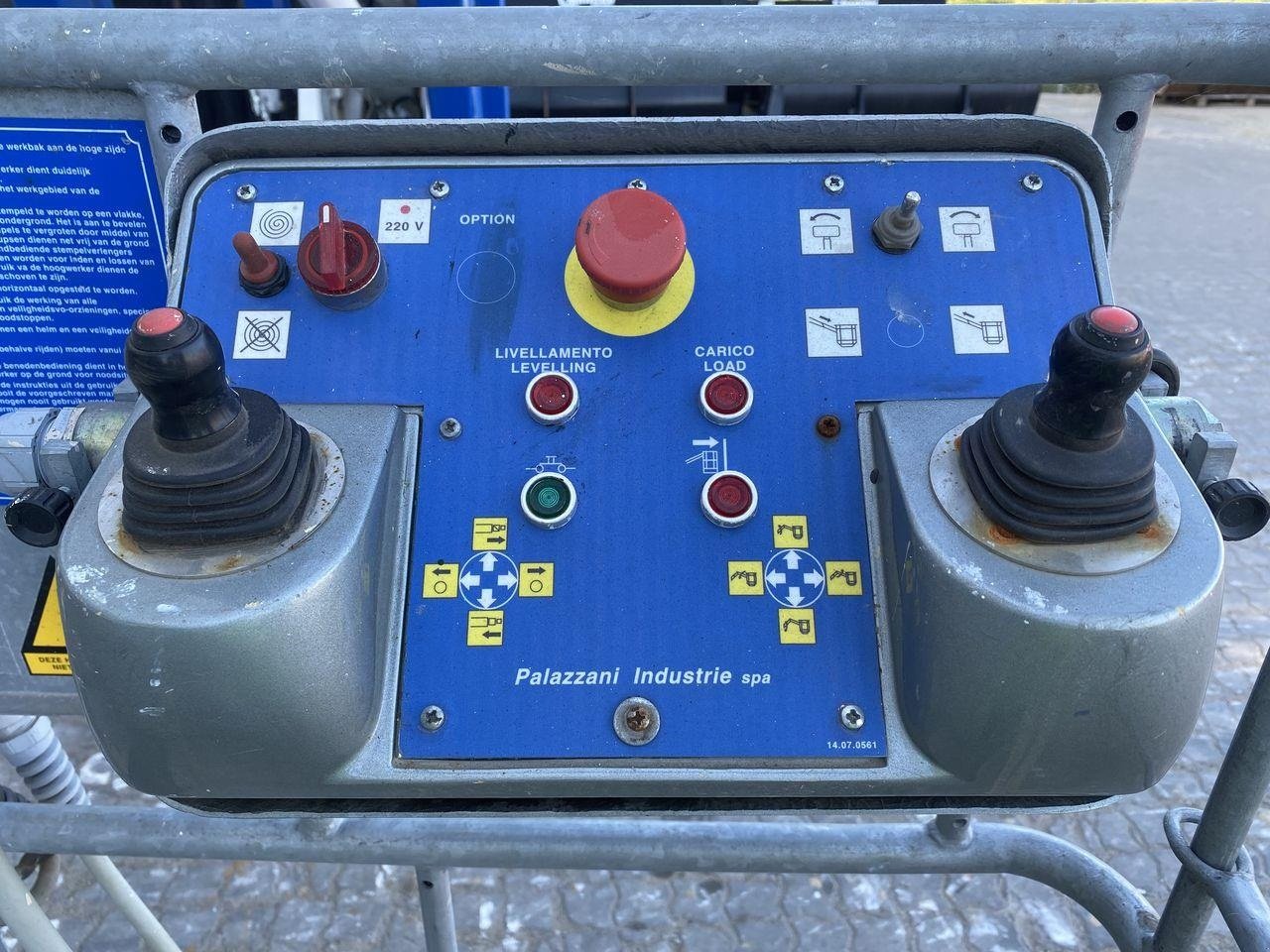 Scherenarbeitsbühne des Typs Palazzani TSJ30.1, Gebrauchtmaschine in Skive (Bild 3)